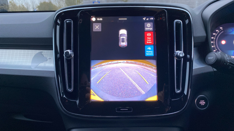 Volvo XC40 2.0 B3P Plus Black Edition 5dr Auto Petrol Estate